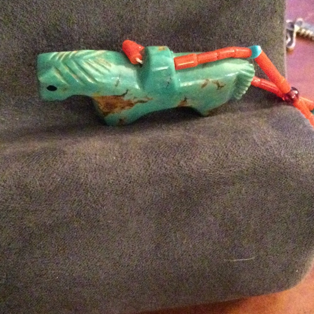 Quandelacy Zuni Horse Fetish Necklace